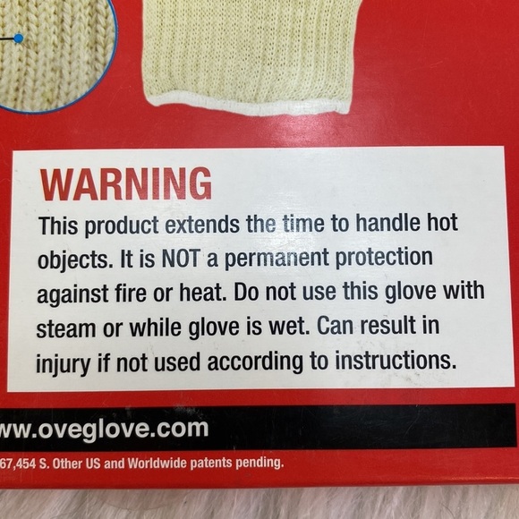 Kitchen The Ove Glove As Seen On Tv Heat Protection Oven Mitt G1 Poshmark